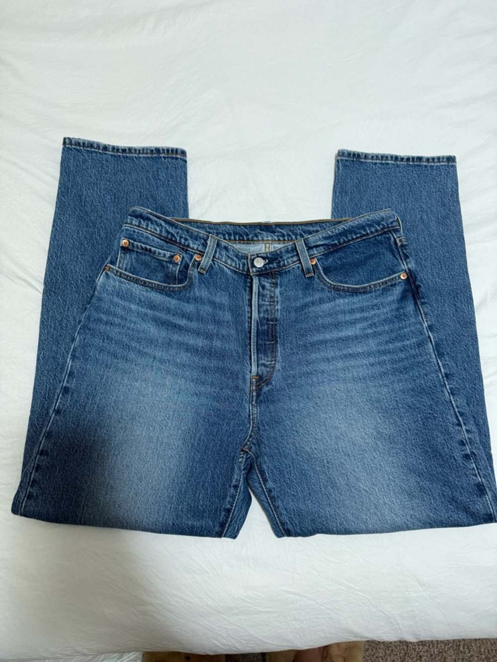 Levi's Women's Straight Leg Jeans in Blue Denim